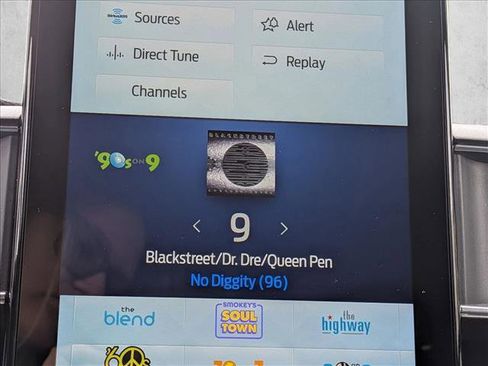 Used 2020 Ford Explorer ST image 13