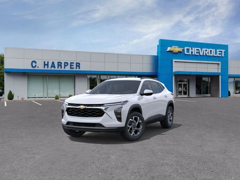 New 2026 Chevrolet Trax LT FWD image 8