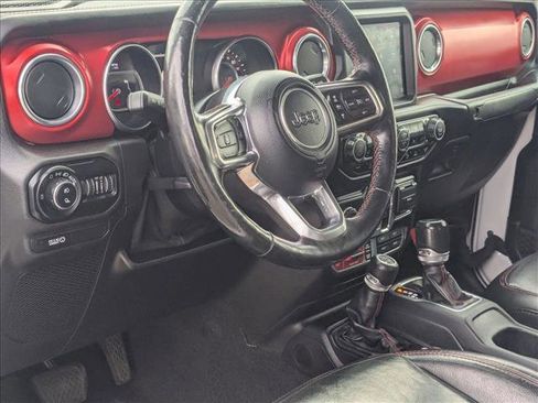 Used 2020 Jeep Gladiator Rubicon image 9