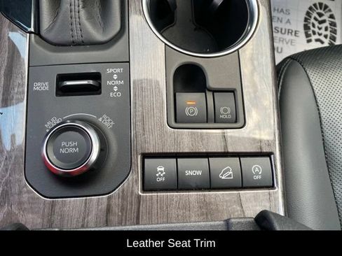 Used 2020 Toyota Highlander Limited AWD/4WD image 18