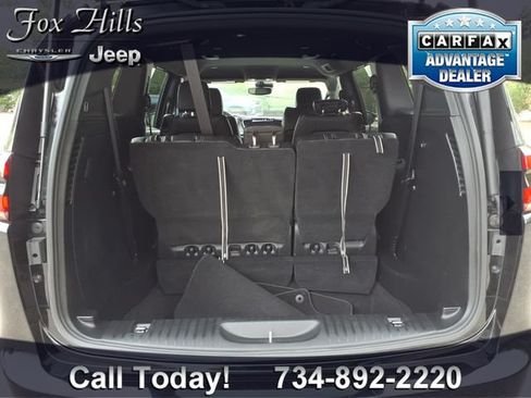 Used 2026 Chrysler Pacifica Select FWD image 10