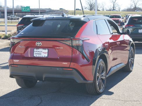 Used 2023 Toyota bZ4X Limited image 22
