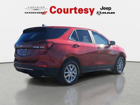 Used 2024 Chevrolet Equinox LT image 5