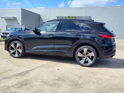 Used 2025 Audi SQ5 Prestige AWD/4WD image 5