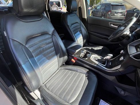 Used 2016 Ford Edge SEL w/ Equipment Group 201A AWD/4WD image 36