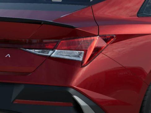 New 2025 Hyundai Elantra Sport image 17