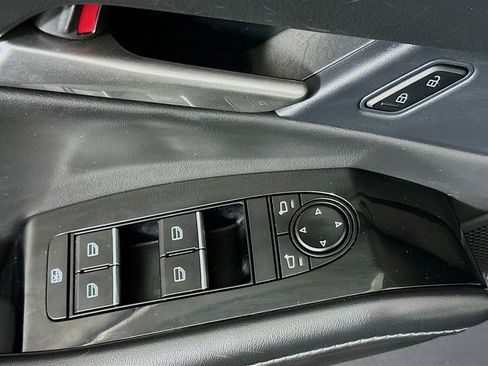 Used 2024 MAZDA CX-30 AWD 2.5 S w/ Select Sport Pkg image 15