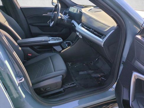 Certified 2025 BMW X2 xDrive28i w/ Technology Package AWD/4WD image 21