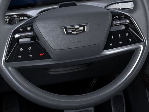 New 2026 Cadillac Vistiq Luxury w/ LPO, Floor Liner Package AWD/4WD image 19