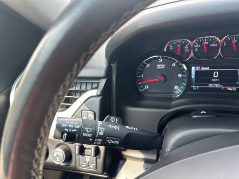 Used 2018 GMC Yukon SLT w/ HD Trailering Package AWD/4WD image 53