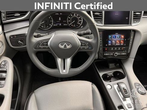Certified 2025 INFINITI QX50 Luxe image 12
