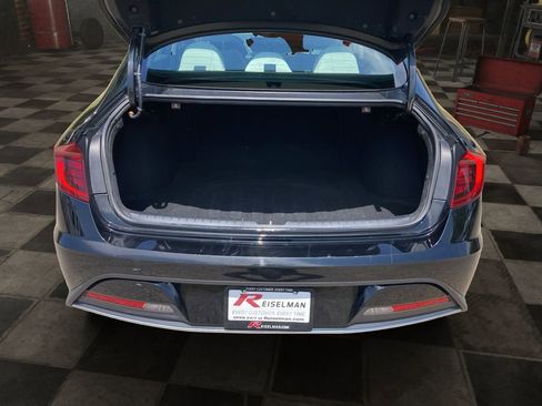 Used 2023 Hyundai Sonata SE FWD image 9