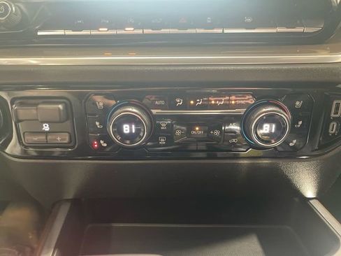 Used 2022 Chevrolet Silverado 1500 High Country AWD/4WD image 19