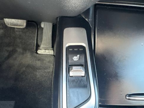 Used 2023 Kia Sorento S w/ Panoramic Sunroof Package AWD/4WD image 36