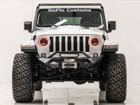 Used 2020 Jeep Wrangler Unlimited Sahara AWD/4WD image 14