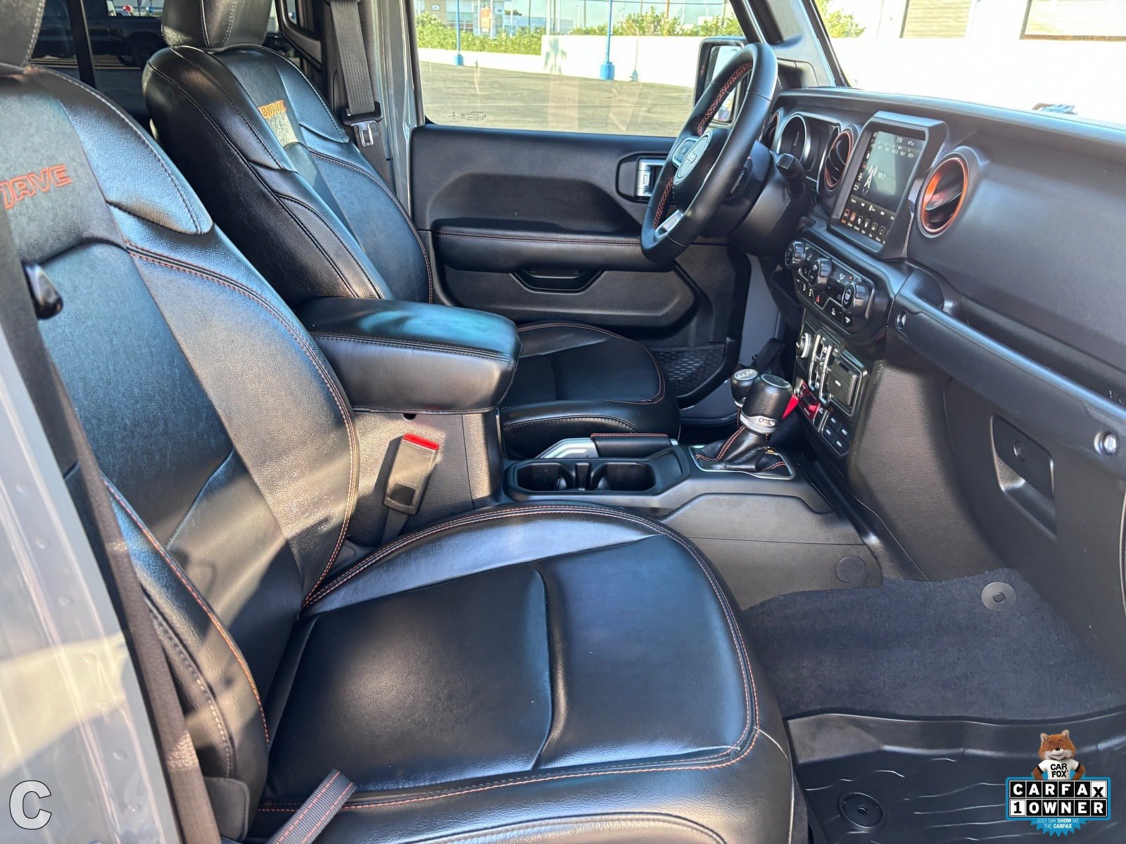 Used 2022 Jeep Gladiator Mojave w/ Trailer Tow Package AWD/4WD image 11