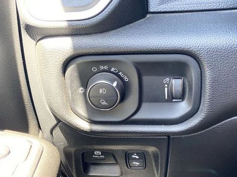 Used 2025 RAM 1500 Big Horn AWD/4WD image 13