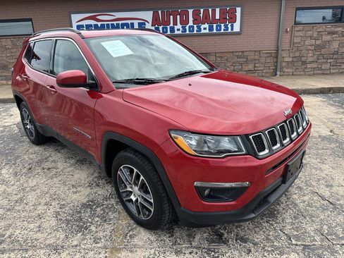 Used 2018 Jeep Compass Latitude w/ Popular Equipment Group FWD image 3