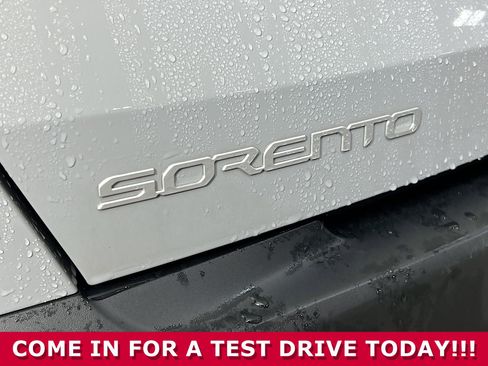 Used 2023 Kia Sorento SX Prestige image 36