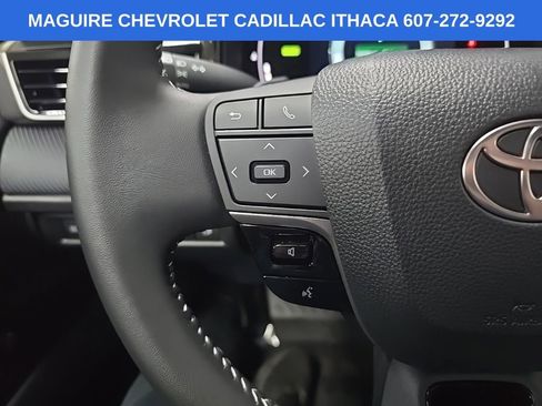 Used 2025 Toyota Camry SE w/ Convenience Package AWD/4WD image 19