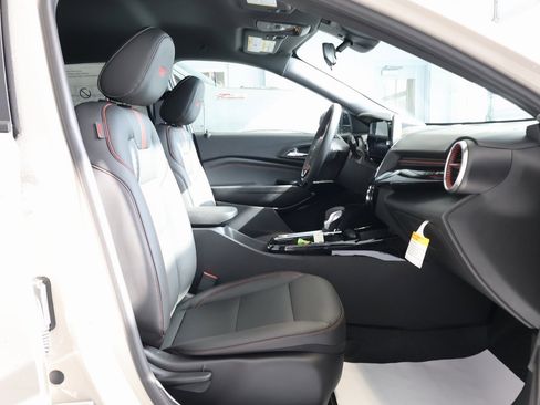 New 2026 Chevrolet Trax RS image 31