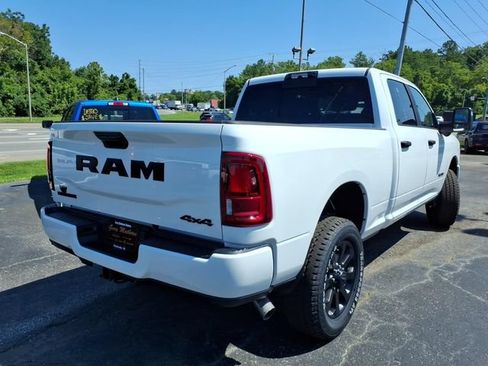 New 2026 RAM 2500 Big Horn AWD/4WD image 3