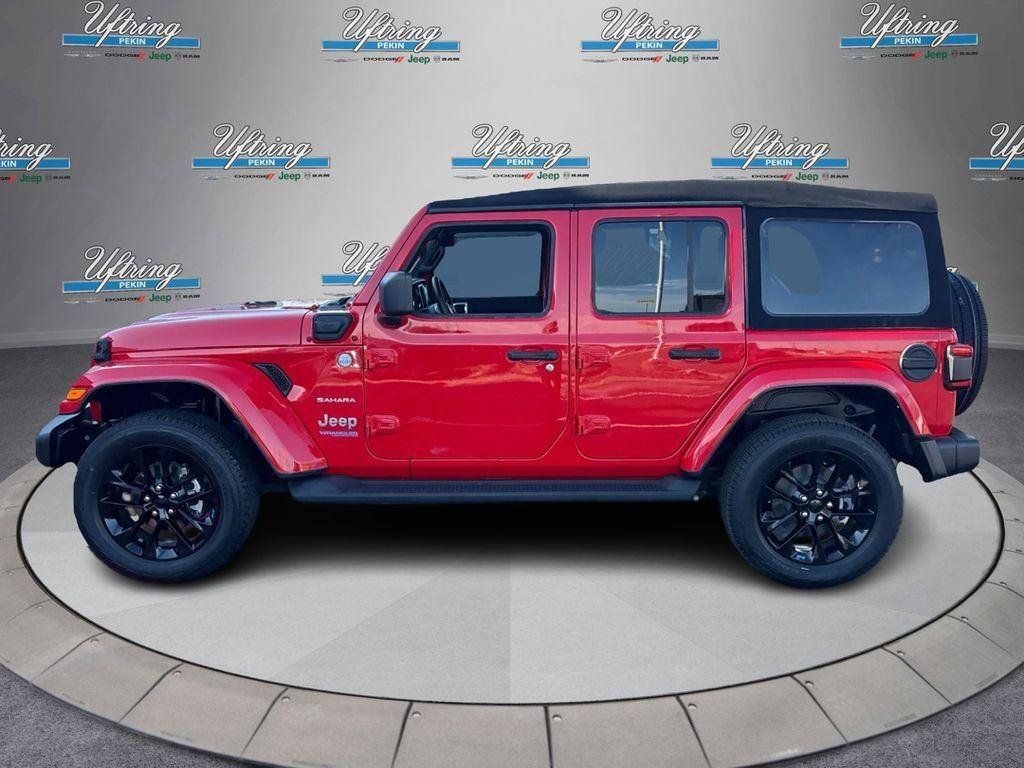 Used 2022 Jeep Wrangler Unlimited Sahara w/ Safety Group AWD/4WD image 6