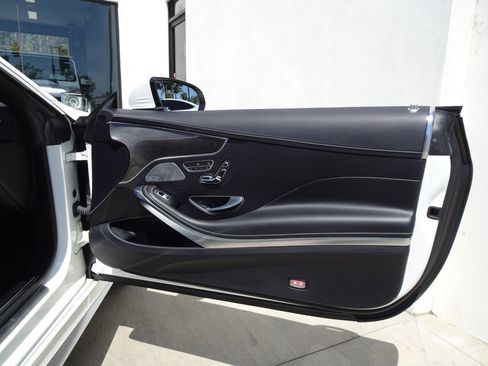 Used 2015 Mercedes-Benz S 63 AMG 4MATIC Coupe image 16