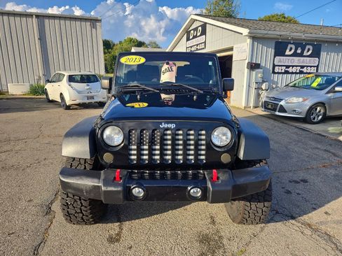 Used 2013 Jeep Wrangler Sport AWD/4WD image 3
