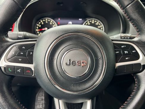 Used 2017 Jeep Renegade Trailhawk image 28