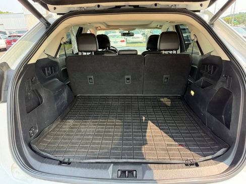 Used 2016 Ford Edge SEL w/ Equipment Group 201A FWD image 18