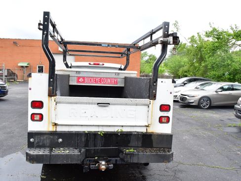 Used 2011 Chevrolet Silverado 3500 W/T image 8
