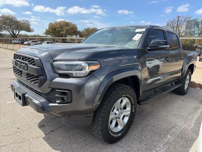 Used 2022 Toyota Tacoma Limited w/ Nightshade Package