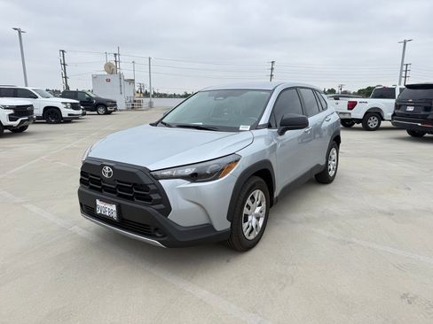 Used 2026 Toyota Corolla Cross L FWD image 1