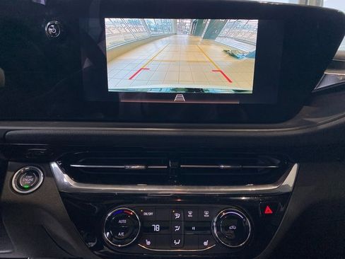 Certified 2024 Buick Envista Sport Touring w/ Convenience I Package image 23