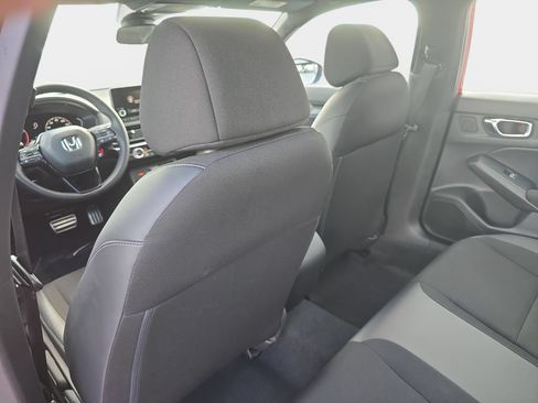 Used 2022 Honda Civic Sport image 9