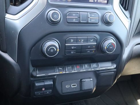 Certified 2022 Chevrolet Silverado 2500 LT AWD/4WD image 18