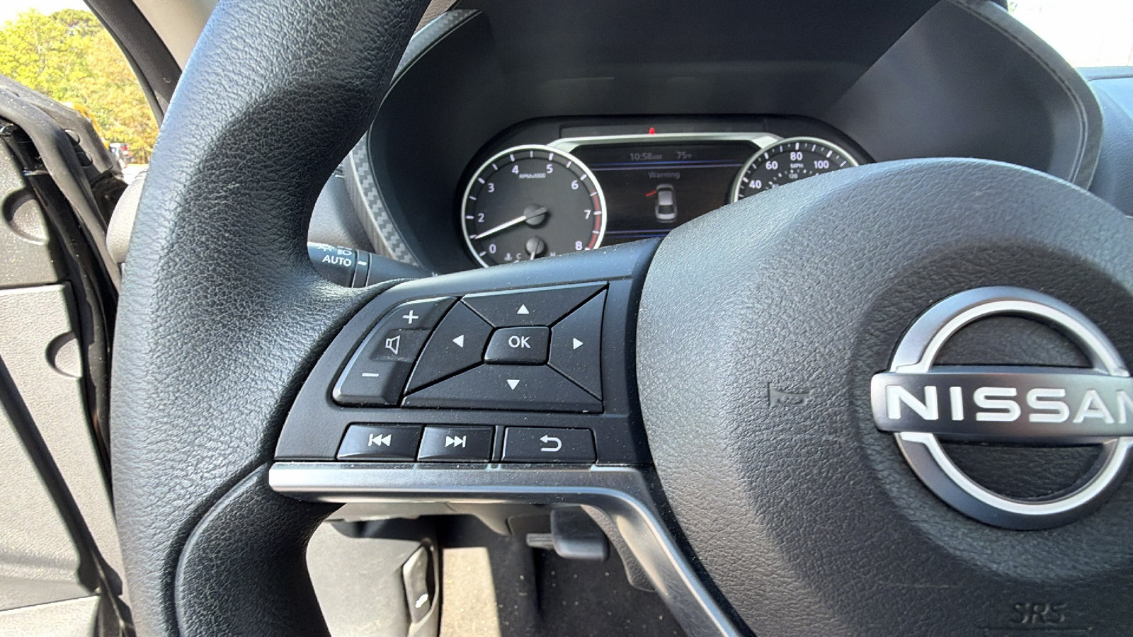 Used 2025 Nissan Sentra SV FWD image 26