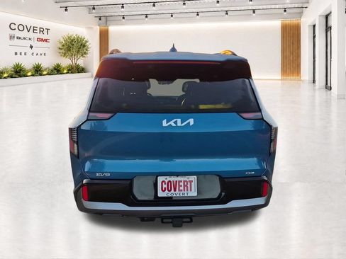 Used 2024 Kia EV9 GT-Line AWD/4WD image 11
