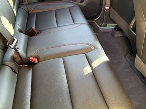 Used 2024 Chevrolet Trax RS w/ Sunroof Package image 17