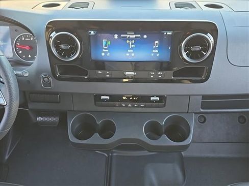 New 2026 Mercedes-Benz Sprinter 2500 image 14