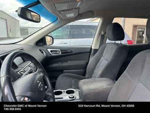 Used 2015 Nissan Pathfinder SV w/ Trailer Tow Package AWD/4WD image 9