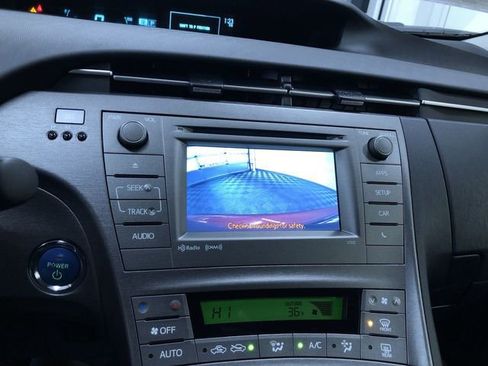 Used 2012 Toyota Prius Three image 27