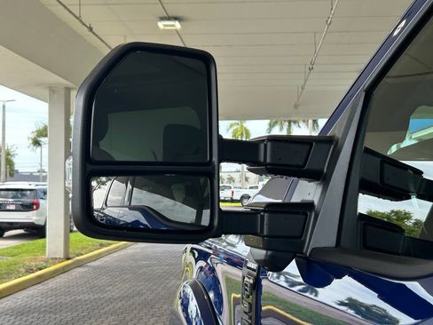 New 2026 Ford F250 Lariat w/ Black Appearance Package AWD/4WD image 17