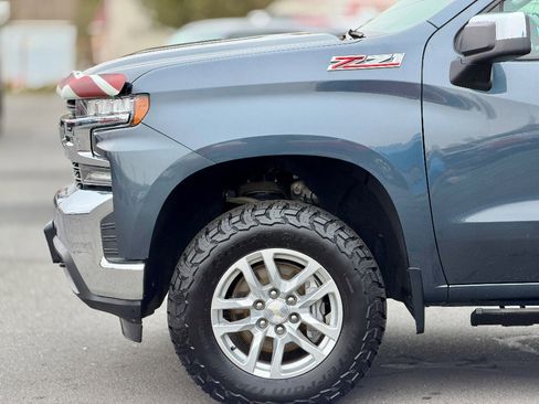 Used 2021 Chevrolet Silverado 1500 LT w/ Z71 Off-Road Package image 14