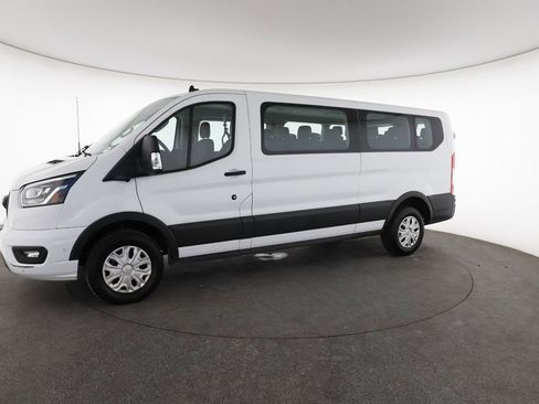 Used 2023 Ford Transit 350 XLT image 6