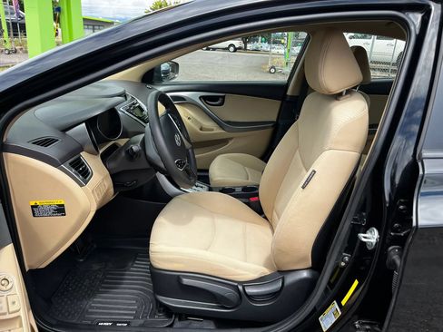 Used 2012 Hyundai Elantra GLS w/ Preferred Pkg 3 FWD image 9