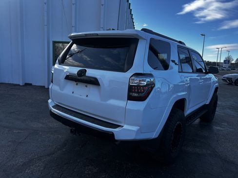 Used 2021 Toyota 4Runner TRD Off-Road Premium image 5