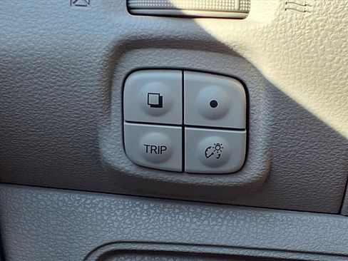 Used 2014 Nissan Leaf SV w/ LED & Quick Charge Package image 29