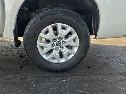 Used 2023 Nissan Frontier SV w/ Technology Package